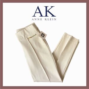ANNE KLEIN NWT Pull-On Compression Waist Slim Fit Pleated Ankle Pants, Ivory, Sm